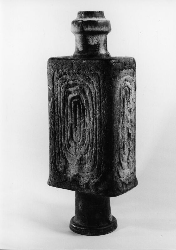 צילום, תערוכת קרמיקה (1970), עידית עדי, תערוכת יחיד, גלריה על שם צ'מרינסקי (תל אביב), 1970, גלריה צמרינסקי - 1970 - עידית עדי -  028.jpg