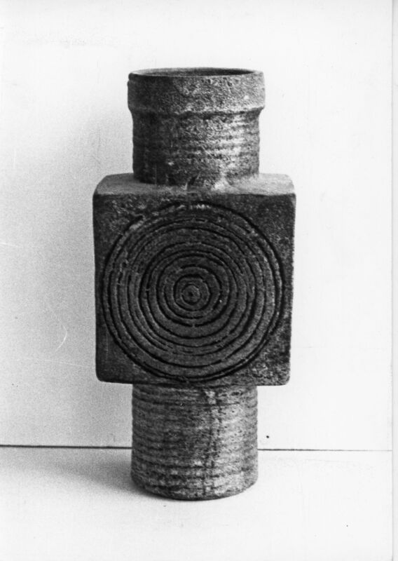 צילום, תערוכת קרמיקה (1970), עידית עדי, תערוכת יחיד, גלריה על שם צ'מרינסקי (תל אביב), 1970, גלריה צמרינסקי - 1970 - עידית עדי -  003.jpg